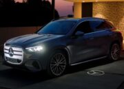 Mercedes bakal kembalikan tombol kabin untuk model saat ini dan baru